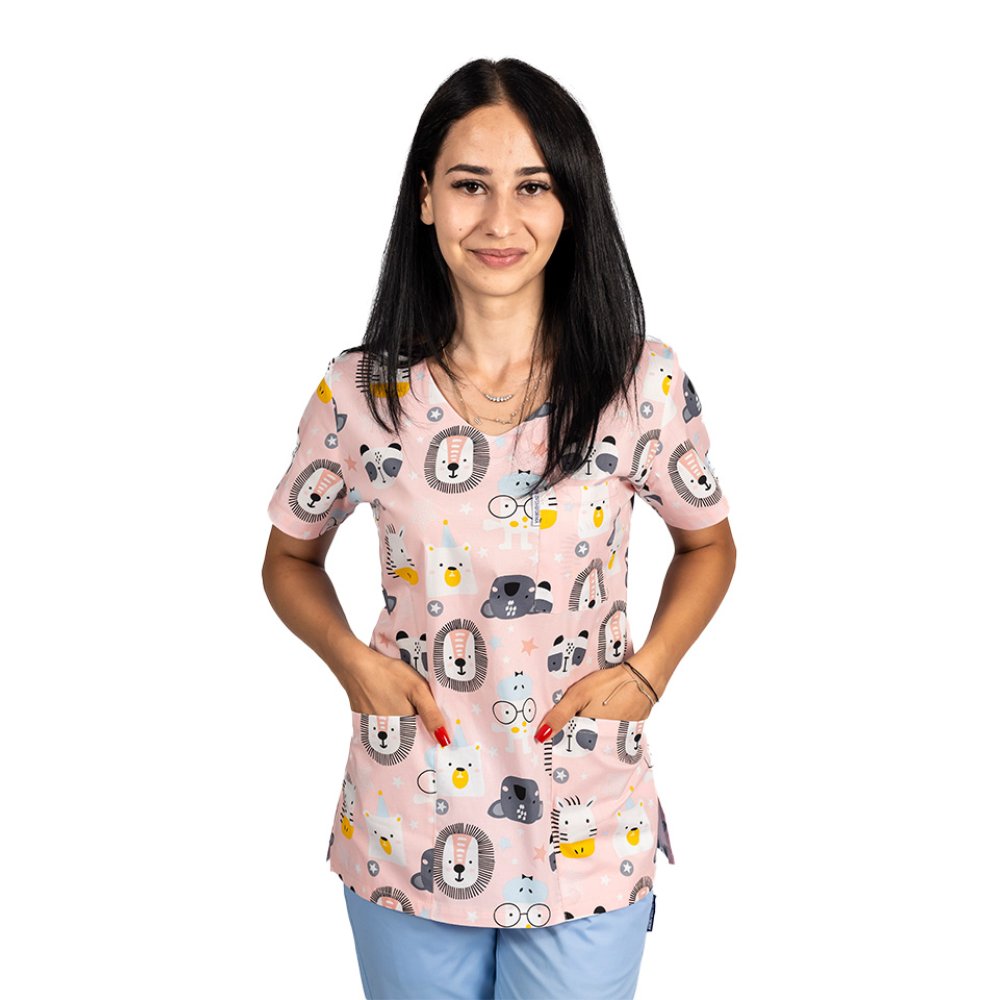 Lekársky kostým leva s potlačenou blúzkou a elastickými nohavicami