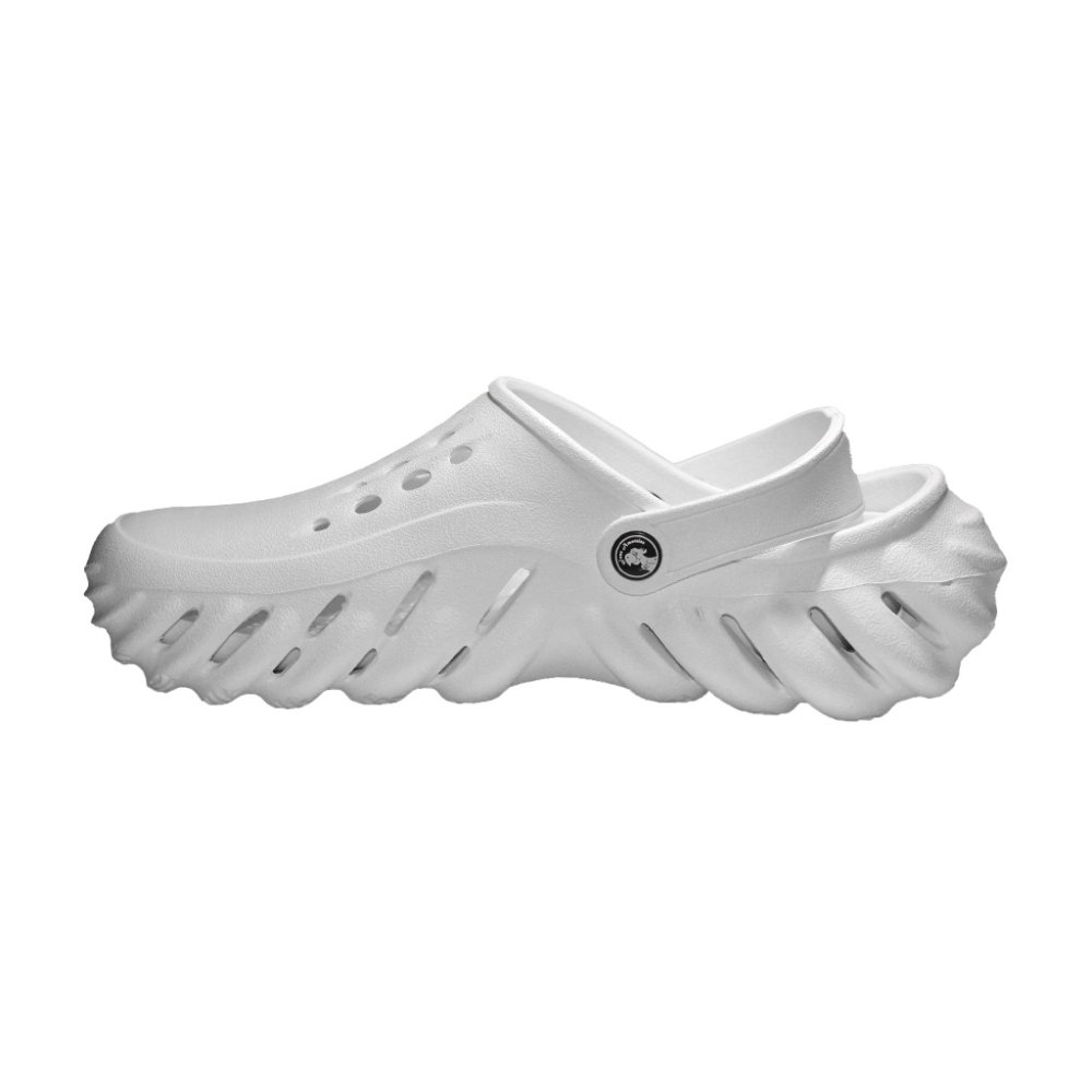 Profesionálne lekárske dreváky, biele, vyrobené z EVA peny, typ Crocs - pánsky model, s aplikovanými detailmi Profesionálne lekárske dreváky, biele, vyrobené z EVA peny, typ Crocs - pánsky model, s aplikovanými detailmi
