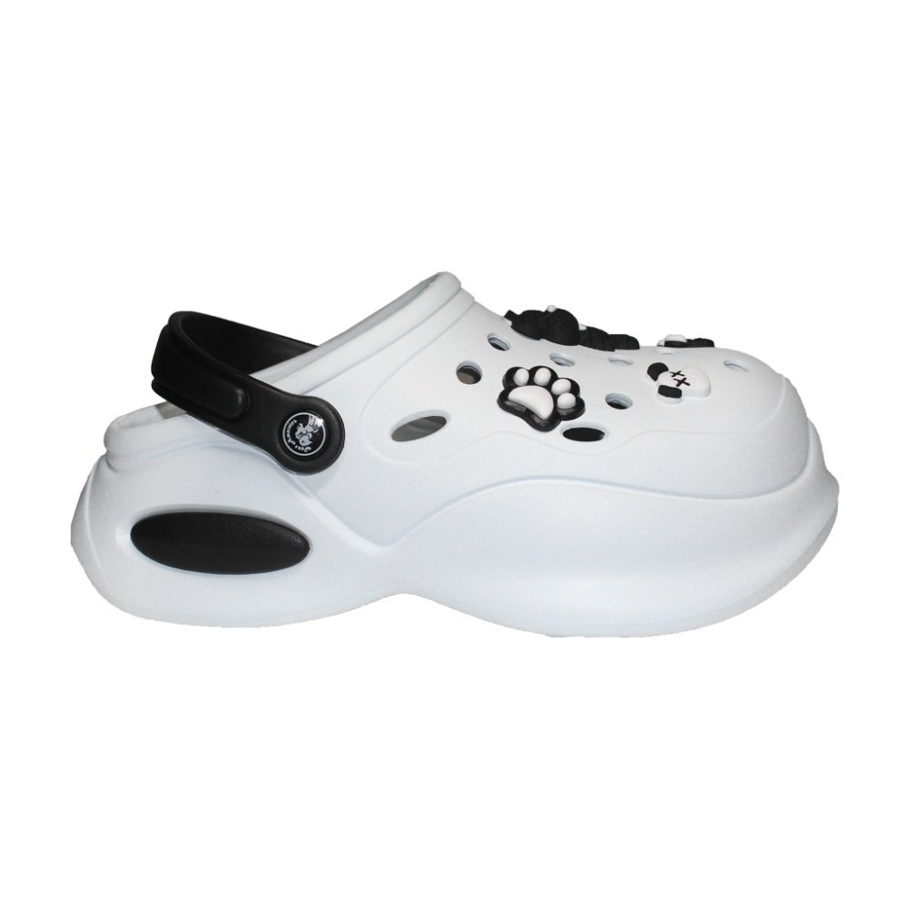 Čiernobiele zdravotnícke dreváky pre ženy - Dreváky s aplikovanými detailmi