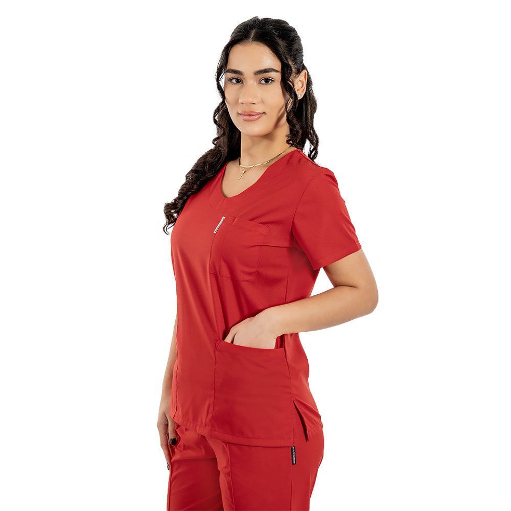 Červený elastický lekársky oblek s blúzkou s kotvou a nohavicami so sťahovacou šnúrkou a gumičkou