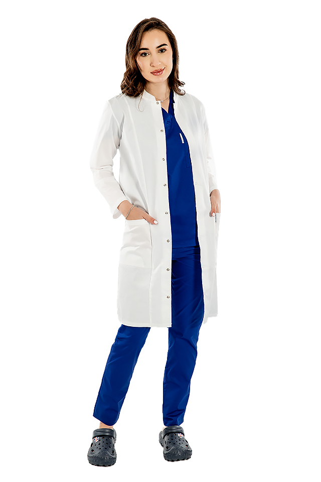 Biely lekársky plášť, unisex, s tunikovým golierom, tromi vreckami a dlhými rukávmi