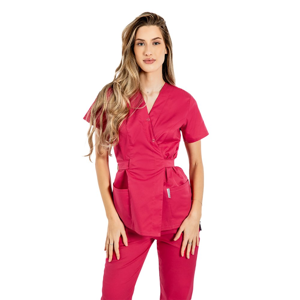 Cyklámenový kimono lekársky plášť s dvoma aplikovanými vreckami