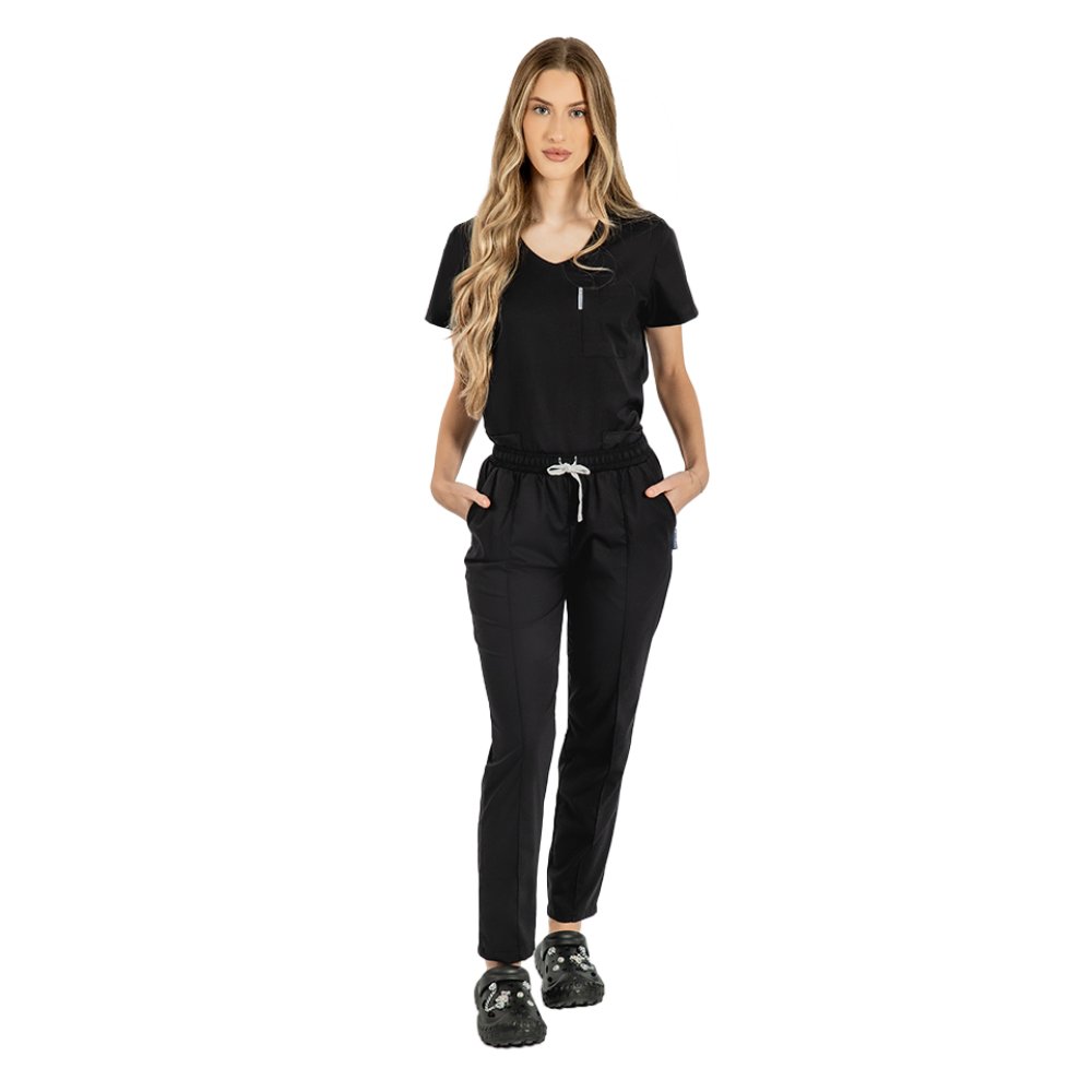Čierny elastický lekársky oblek s blúzkou do V, sťahovacou šnúrkou a elastickými nohavicami